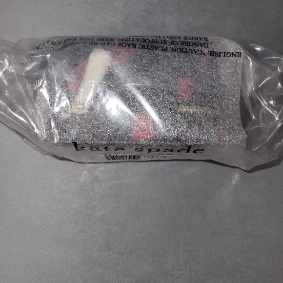 Kate ā ļø Jewelry Holder - Picture 3 of 15